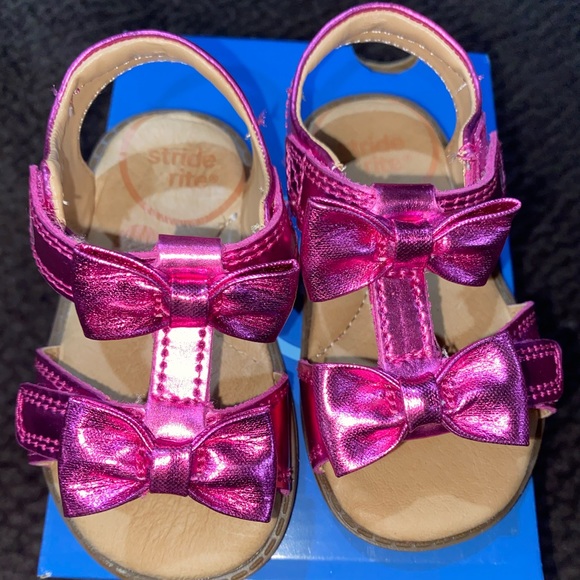 Stride Rite Pink Sandals - Picture 1 of 2